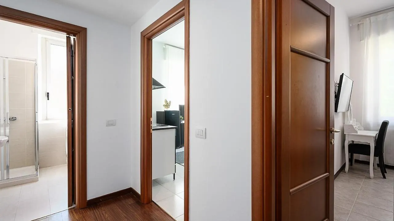 Italianway - Veniero 5 Apartment Milan 0*,