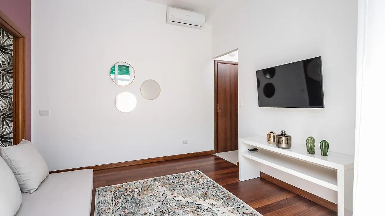 Italianway - Veniero 5 Apartment Milan